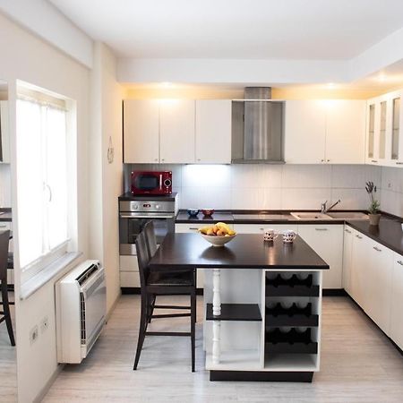 Down Town Tirana Apartment Center ภายนอก รูปภาพ